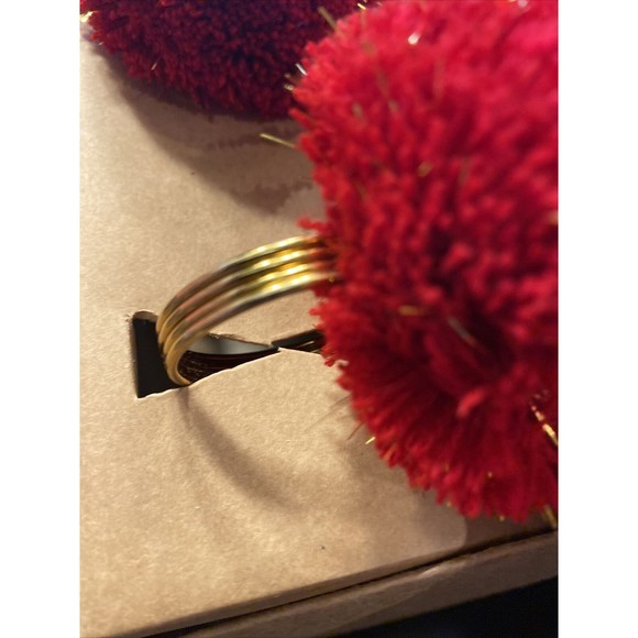 Nicole Miller Home Set Of 4 Christmas Holiday Red Gold Napkin Rings New Pom Pom - Picture 4 of 4